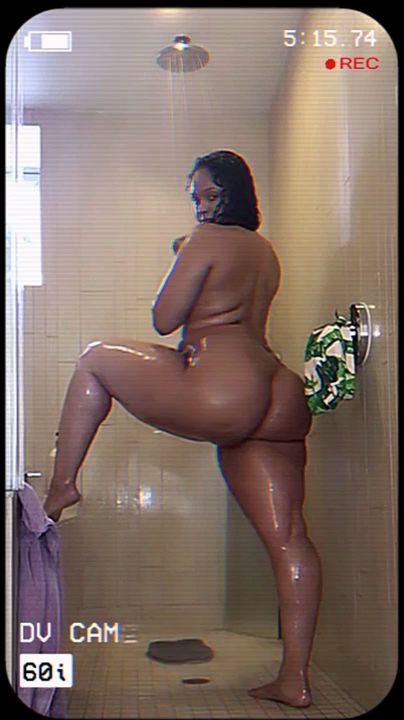 Maliah Michel Shower Thicc Onlyfans