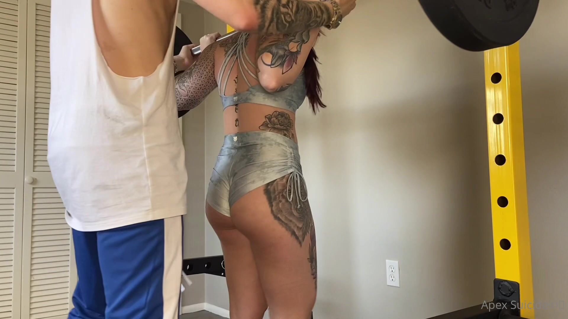 Sasha Alexandria - Gym and Fuck Onlyfans / Apex Suicide Onlyfans