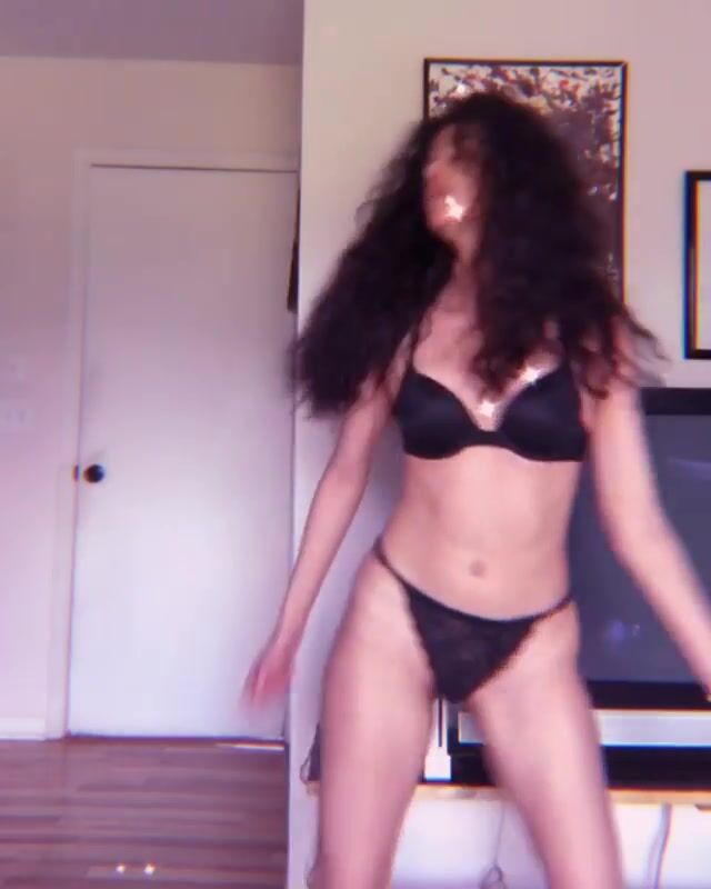 Angelica ASMR Underwear Dancing